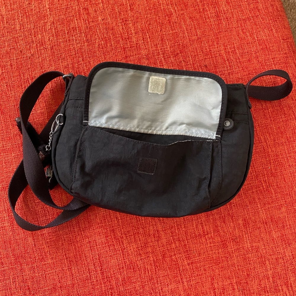 VTG 90s Y2K Kipling Belgium Davina Black Nylon Crossbody Bag Monkey keychain - Picture 10 of 16